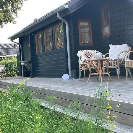 Amazing Summerhouse - 12 People - 100m To The Water 度假居 奥特鲁普